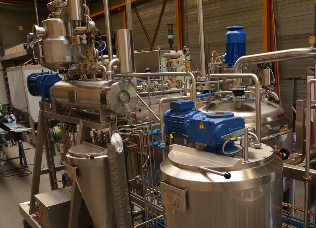 VomaFC thin-film cooker in industrial setup – continuous cooking system for caramel, nougat and fruit pastes